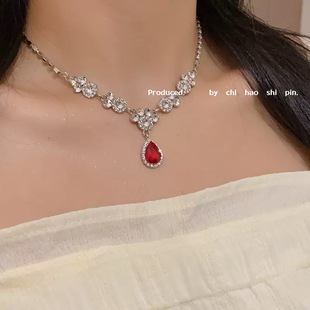 26度晚风法式 高级感轻奢小众锁骨链 超闪红色水滴项链2025新款