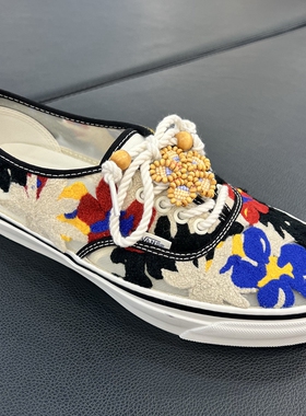 Vans Premium Authentic针织花朵串珠60周年限定板鞋VN000Y0S448