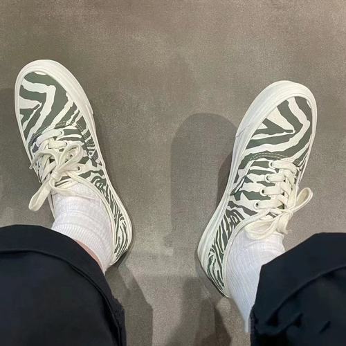 Vans绿色斑马纹男女板鞋休闲鞋