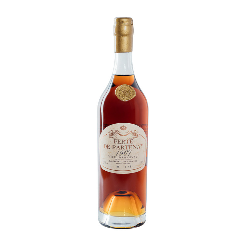 菲尔德帕纳雅文邑1967单一年份（Ferte DE Partenay）700ml