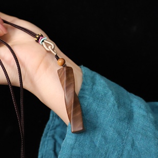 老山檀吊坠天然原木扭扭珠个性设计款潮风十足男女佩戴送人自留款