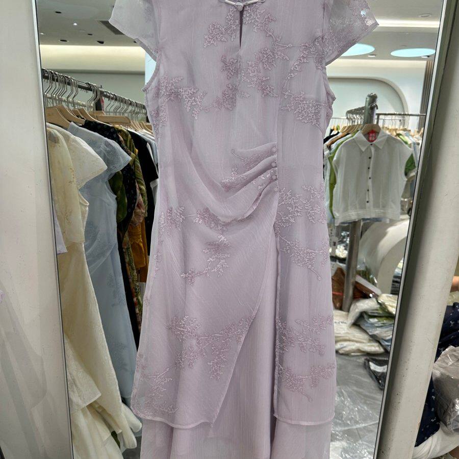 迈裳亿服饰8827H 夏季2026新款女装新中式风刺绣立领百搭连衣裙女