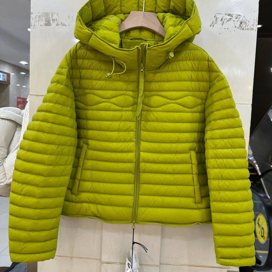 2026冬季新款高端女装时尚连帽长袖双口袋连帽百搭羽绒服女6083