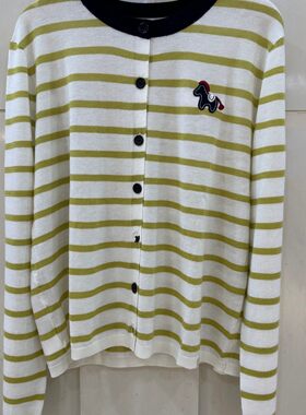 小艺欧货女装2026春季款小马刺绣条纹圆领单排扣减龄针织衫6002H