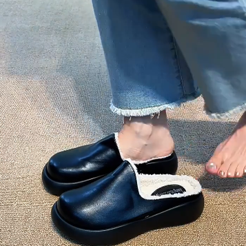 羊皮版！黑色真皮加绒毛毛鞋女懒人一脚蹬包头半拖鞋女通勤勃肯鞋