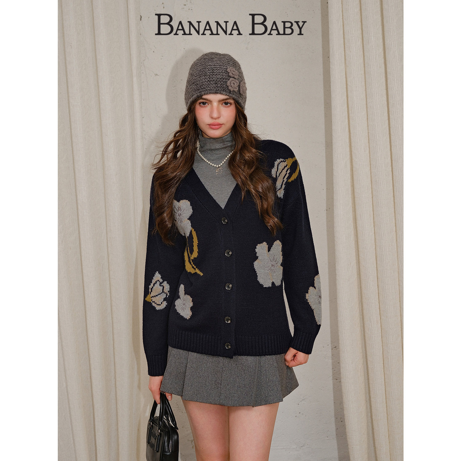 【绵羊毛】BANANA BABY2025年冬季新款韩版V领提花刺绣毛衣女外套,女装/女士精品,毛针织衫,淘宝优惠券,粉丝福利购,淘宝优惠卷