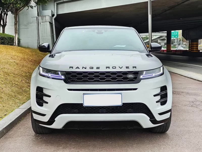 2016 Landwind X7 2.0T Premium Panoramic Edition White – Front View