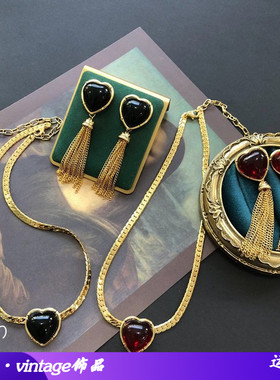 电镀真金中古法式浪漫小众红黑色爱心琉璃项链流苏银针耳钉饰品女