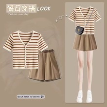 小个子夏装时尚套装女新款学院风条纹t恤休闲短裤微胖显瘦两件套