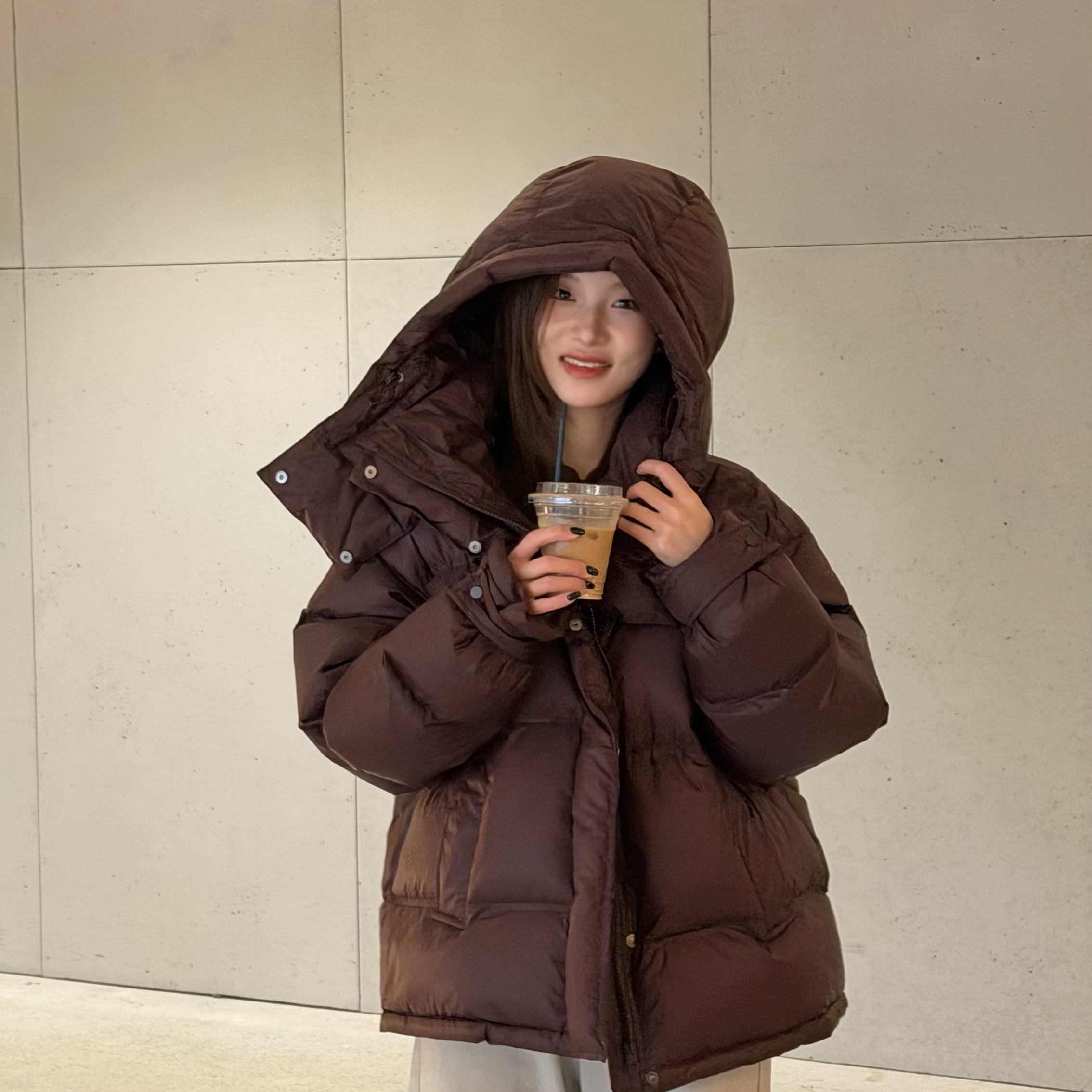 MOOTEA-韩版冬季短款女连帽保暖羽绒服外套R097