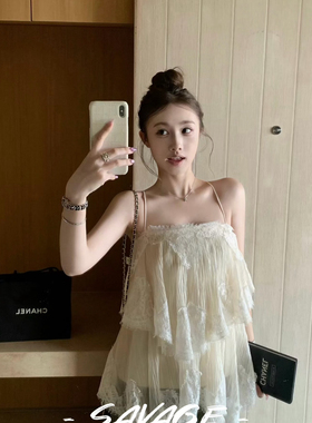 SAVAGE-欲气质小女人蕾丝拼接荷叶边层叠交叉绑带吊带背心A23858