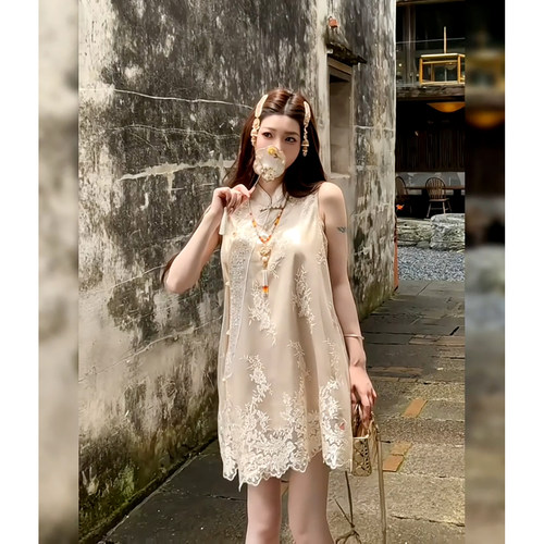 新中式休闲气质氛围感无袖马甲连衣裙流行2026年夏季新款A字短裙