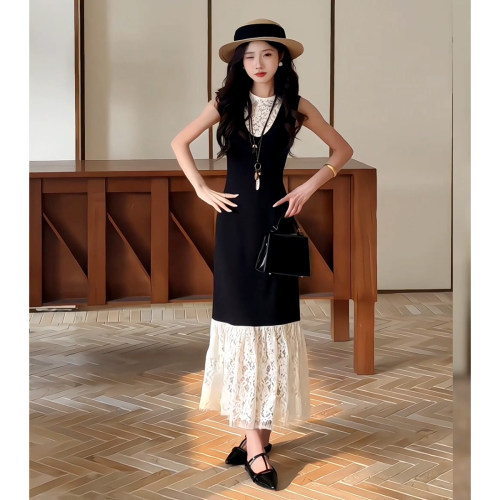 度假风设计感简约蕾丝拼接背心长裙女26年夏季收腰显瘦百搭连衣裙