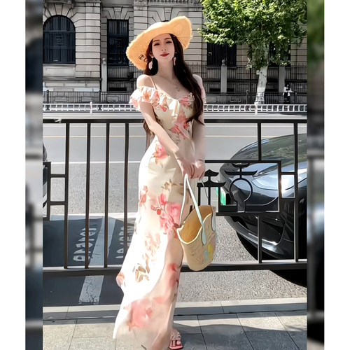 海边度假风设计感荷叶边碎花连衣裙女2026年夏季修身显瘦百搭长裙