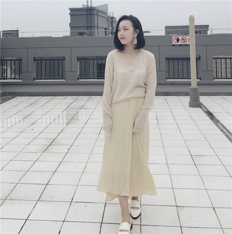 ZNG SHOP柔軟清透v領套頭薄毛衣空調衫女上衣