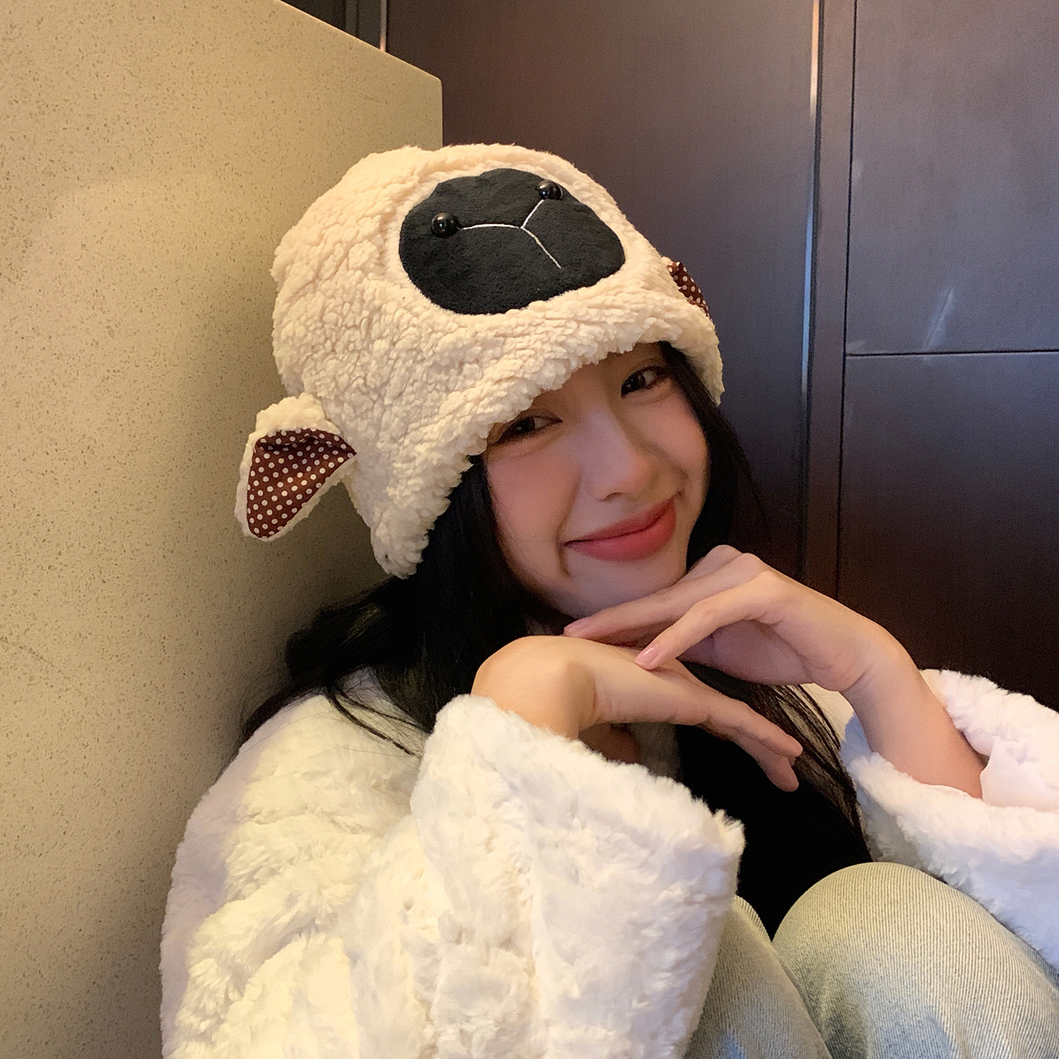 馨帮帮冬季卡通毛绒小羊帽韩版时尚百搭骑车可爱保暖羊羔毛帽子女
