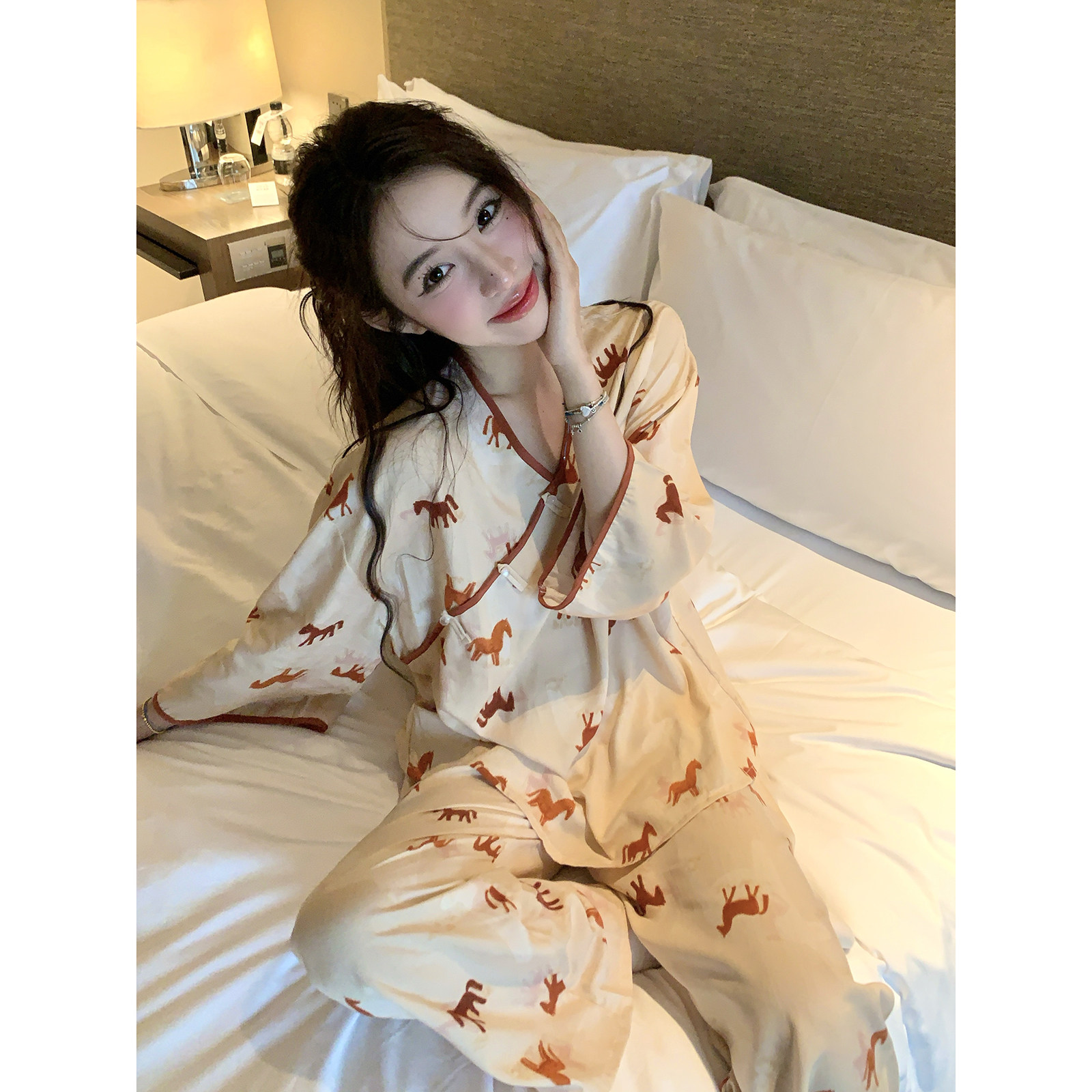 馨帮帮 新中式睡衣套装春夏薄款古典国风舒适盘扣长裤家居服女款