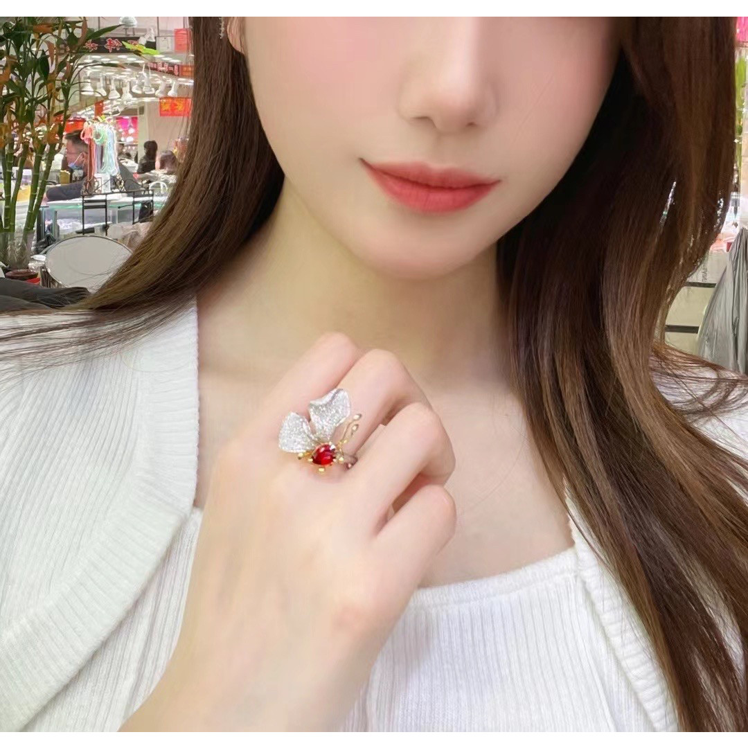 无烧鸽血红红宝石戒指主石1.08ct钻石1.029ct总重9.14克