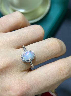 天然欧泊戒指 火彩绚丽主石6*8mm925银镀白金色镶嵌 指圈活口