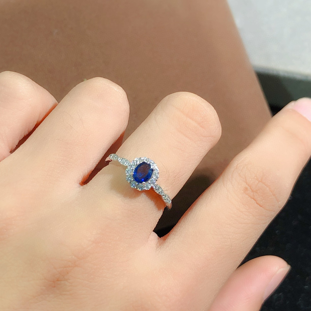 天然斯里兰卡矢车菊皇家蓝蓝宝石裸石镶嵌银镀18K金钻戒指定制