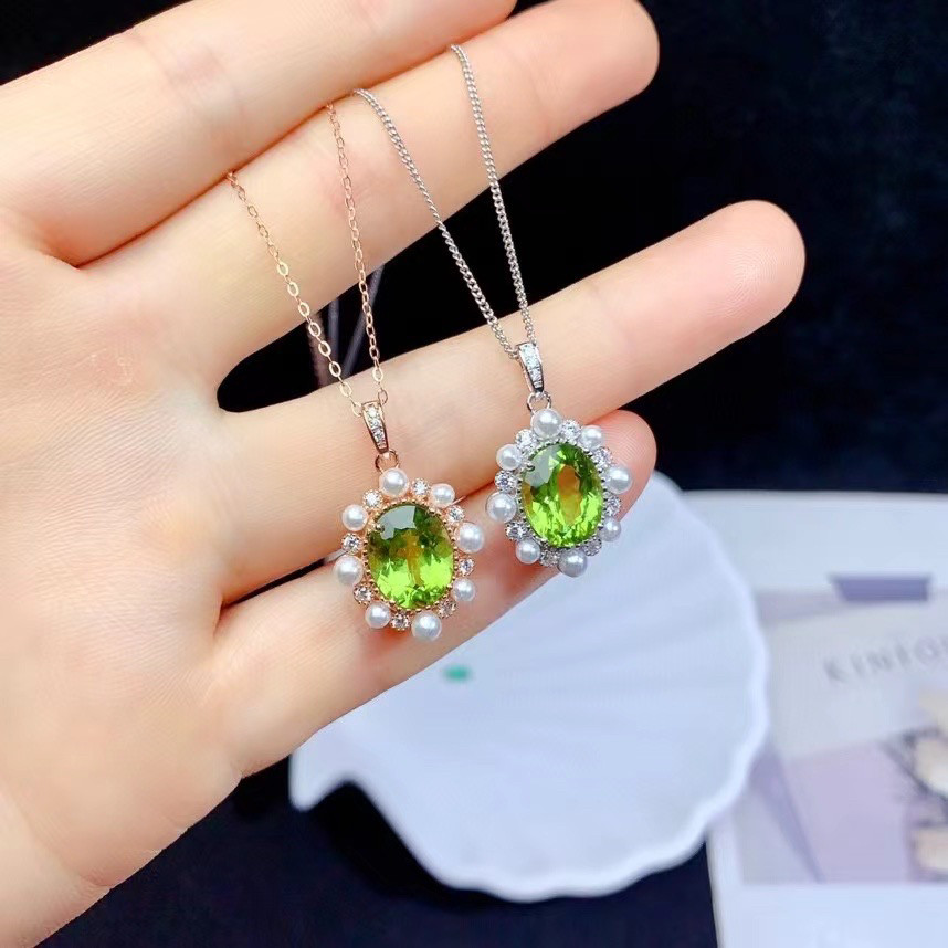 新款高贵超闪大颗粒8*10天然橄榄石吊坠项链S925纯银镀金镶嵌绝美