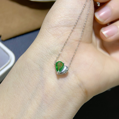 天然沙弗莱颜色绿收藏自戴效果超赞主石5*7mm925纯银精工镶嵌