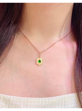 18k黄金天然祖母绿吊坠项链珠宝彩色宝石可定制 阿富汗 潘杰希尔