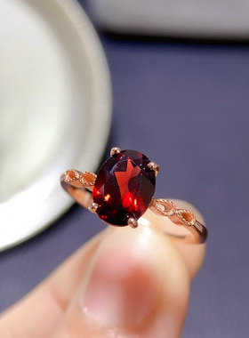 大克拉天然鸽血红酒红石榴石宝石戒指纯银镀18K金镶钻活口女