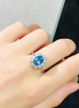 925银镶天然蓝托帕石戒指精致简约款设计戒指超深的伦敦蓝