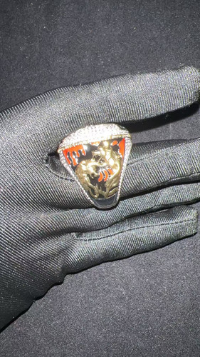 Asen艾志恒&马思唯狗咬狗专辑同名题材定制戒指