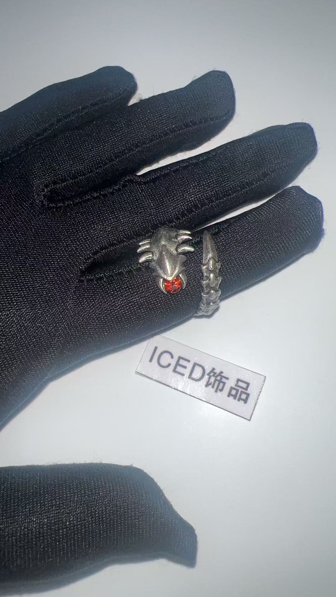 ICED饰品欧美嘻哈复古做旧蜈蚣戒指男女小众设计感食指戒