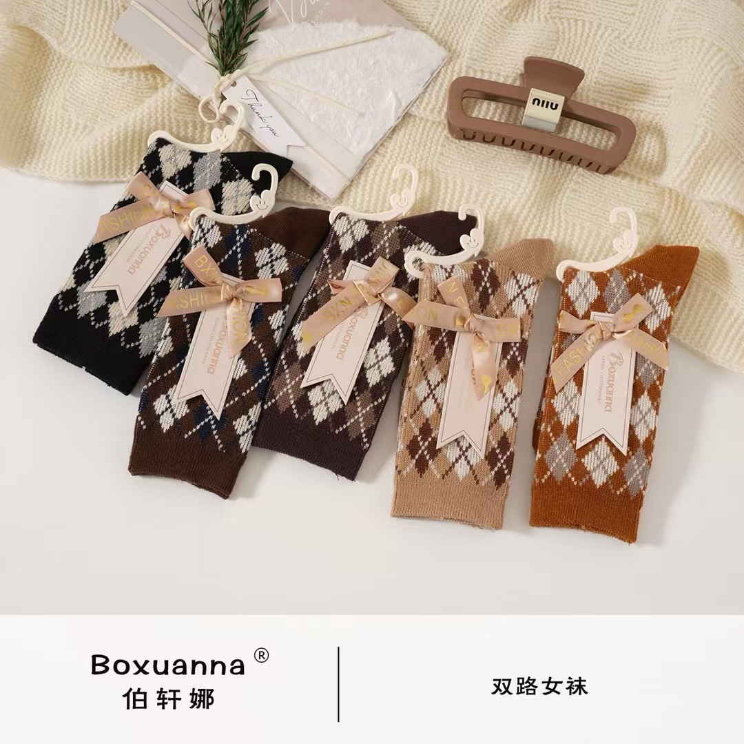 2025女士秋季新款复古风双针双路潮款堆堆袜舒适百搭（五双装 ）