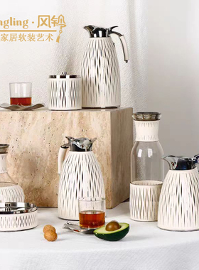 创意样板间玻璃皮革现代