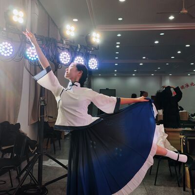 五四青年合唱复古学生班服运动会