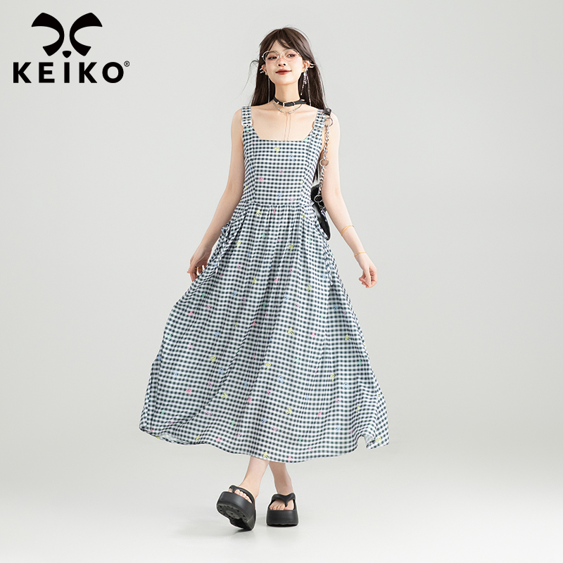 KEIKO随性假日黑白格吊带连衣裙