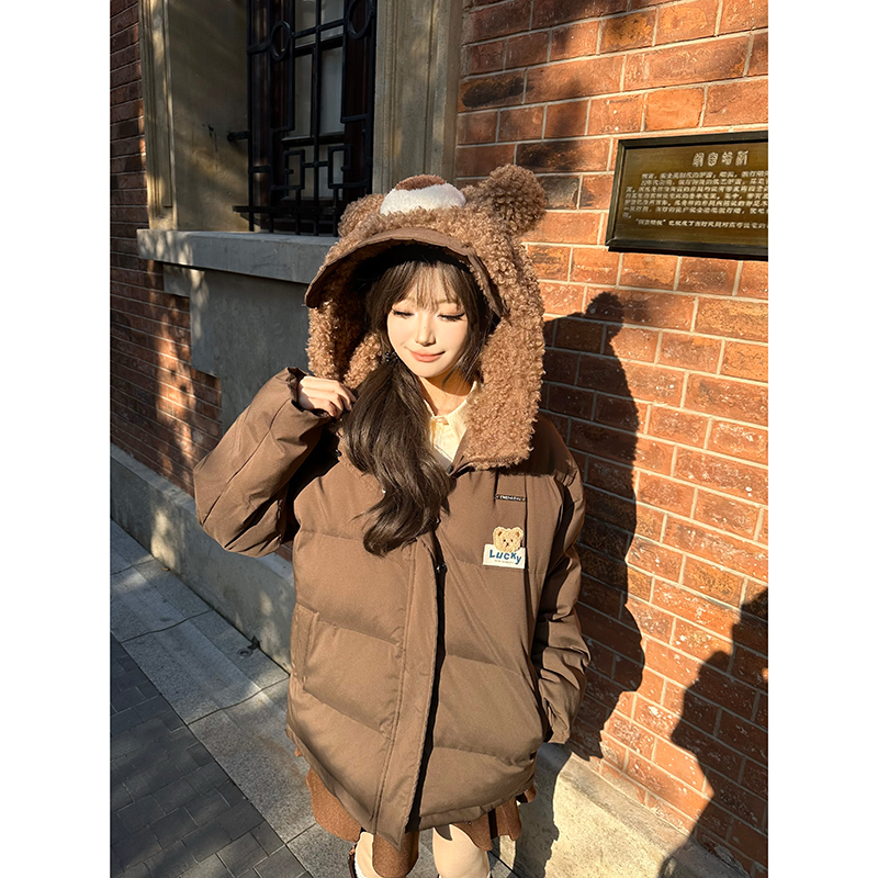凯莉欧可爱毛熊帽复古加厚棉服