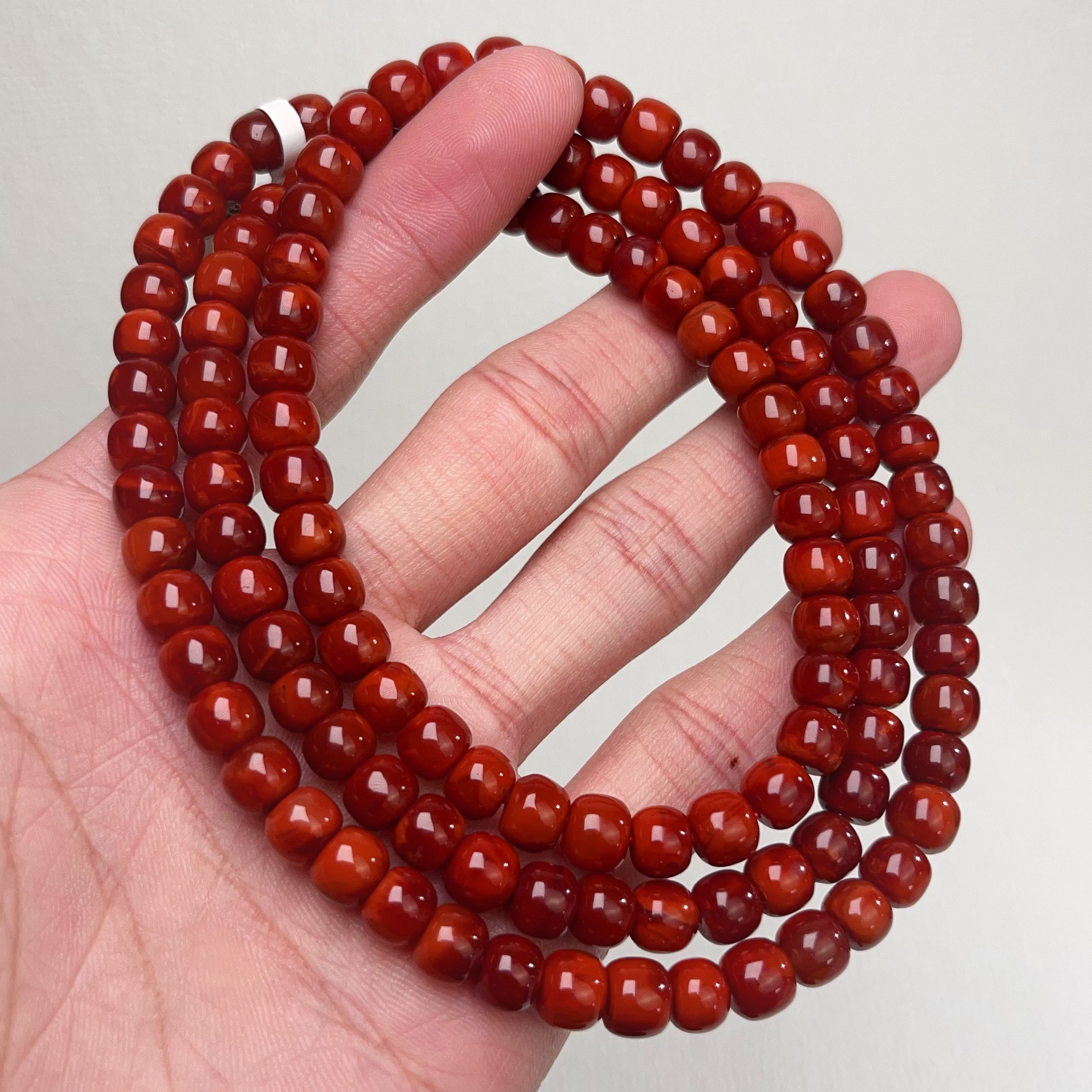 1808C15凉山瓦西料南红牛血双色锦红老型多圈手串项链