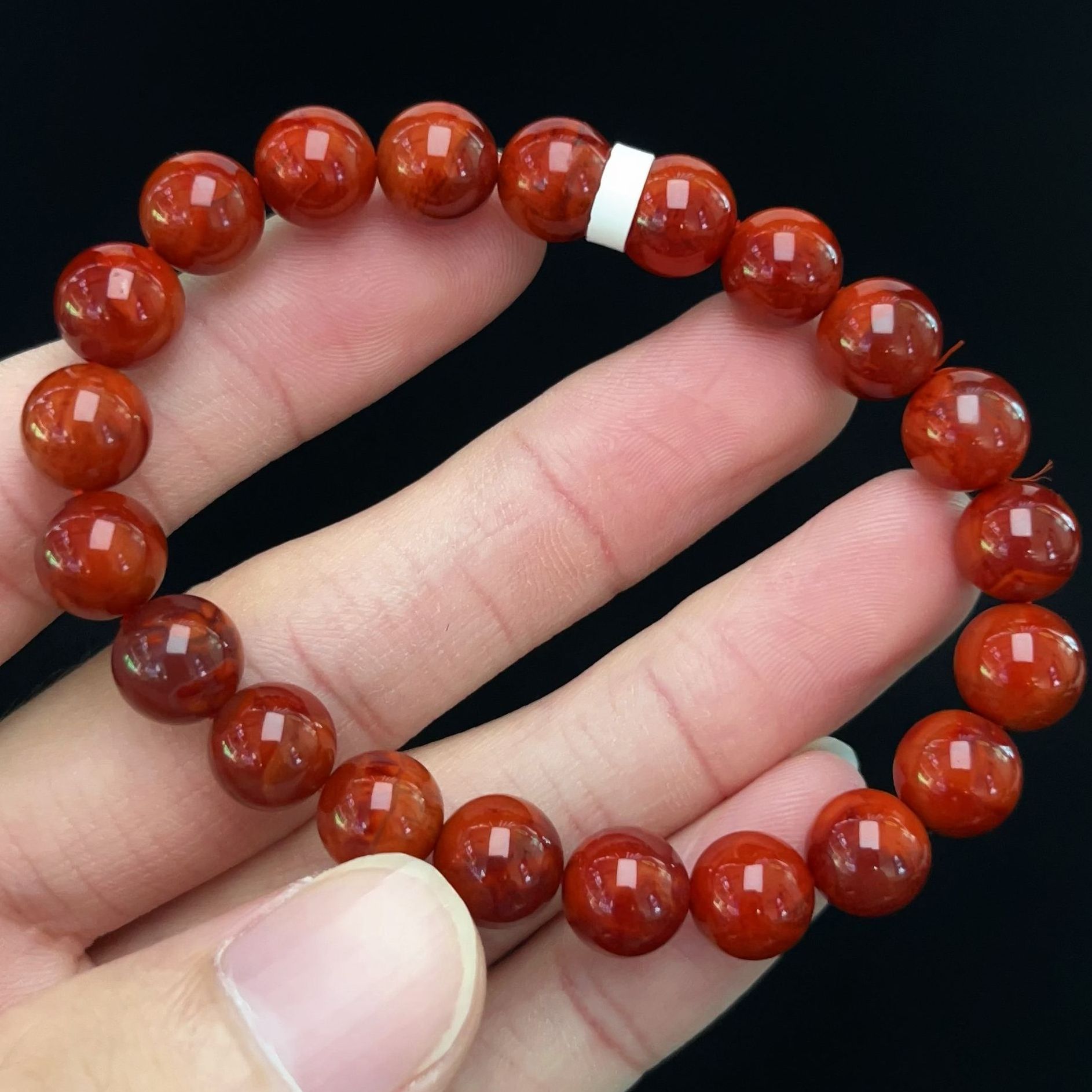 1758C27凉山瓦西料料南红锦红单圈手串