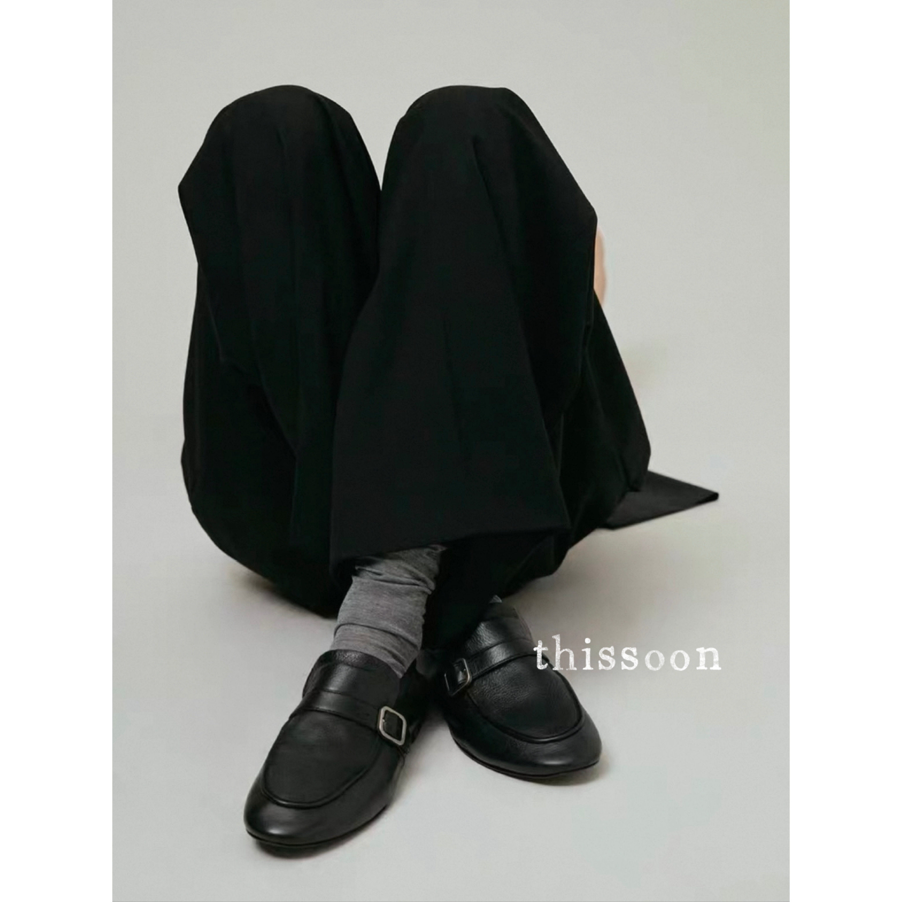 Marsell黑色牛皮搭扣薄底乐福鞋