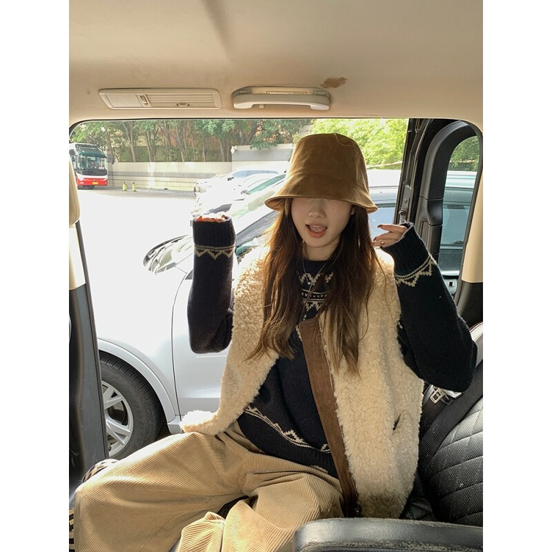 韩11休闲宽松叠穿羊羔毛马甲女冬季百搭显瘦外搭小众设计感上衣新