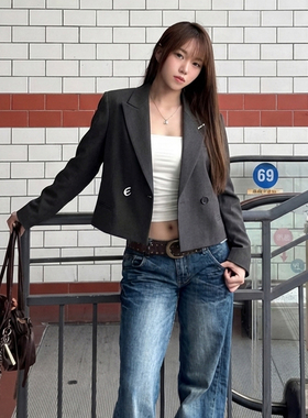 ELLE法式短款西装外套女2026春季新款通勤百搭正肩显瘦灰色小西服