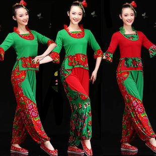 格格广场舞服民族风演出服装东北秧歌舞蹈服大妈跳舞衣服灯笼