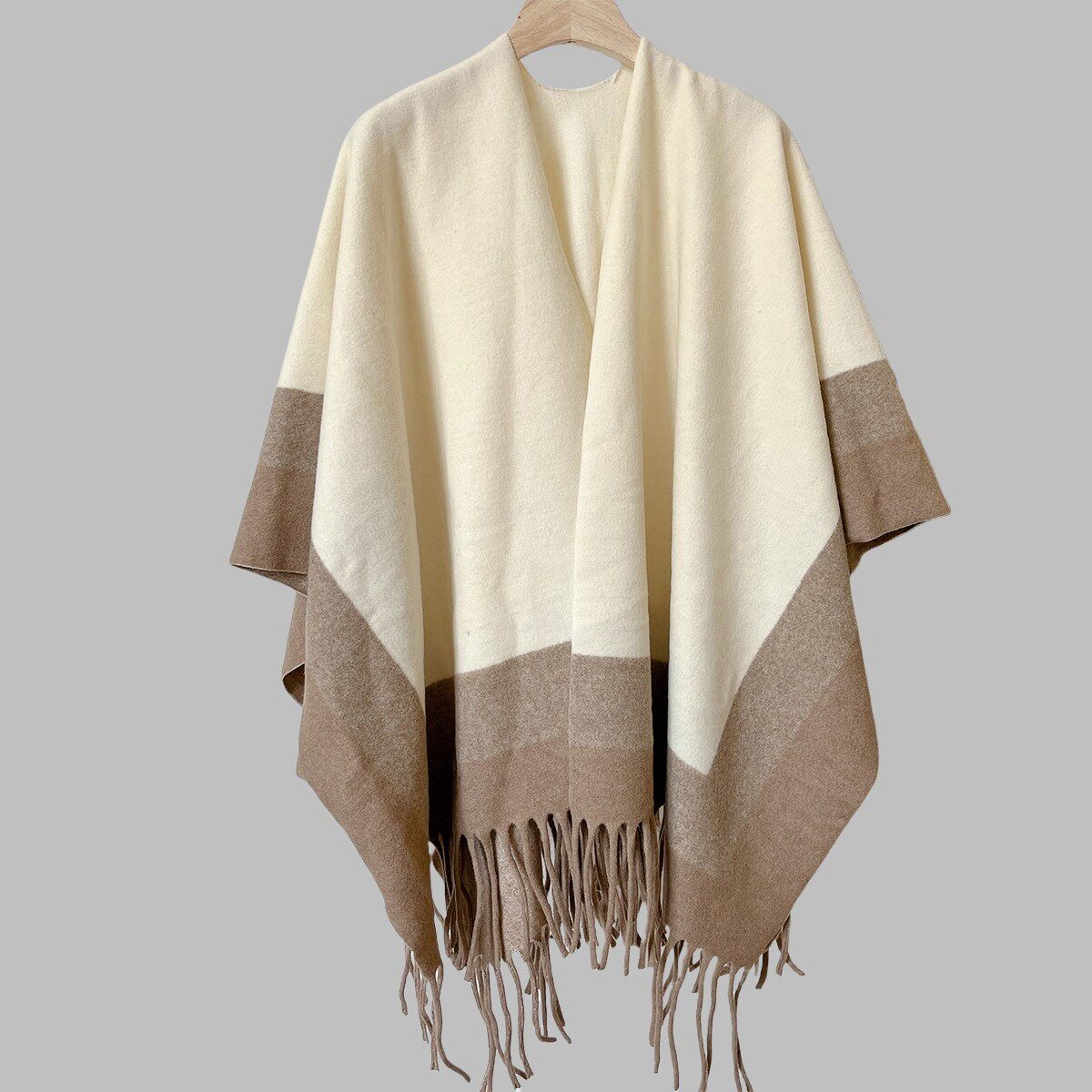 CinsKiss拼色流苏针织披肩女