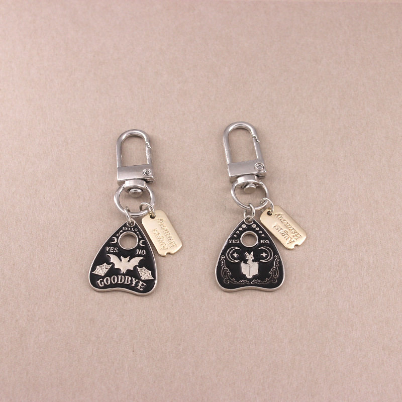 黑暗风朋克黑桃心祈福祈祷猫咪钥匙扣合金airpods保护套包挂件饰,五金/工具,工业管道及配件,淘宝优惠券,粉丝福利购,淘宝优惠卷