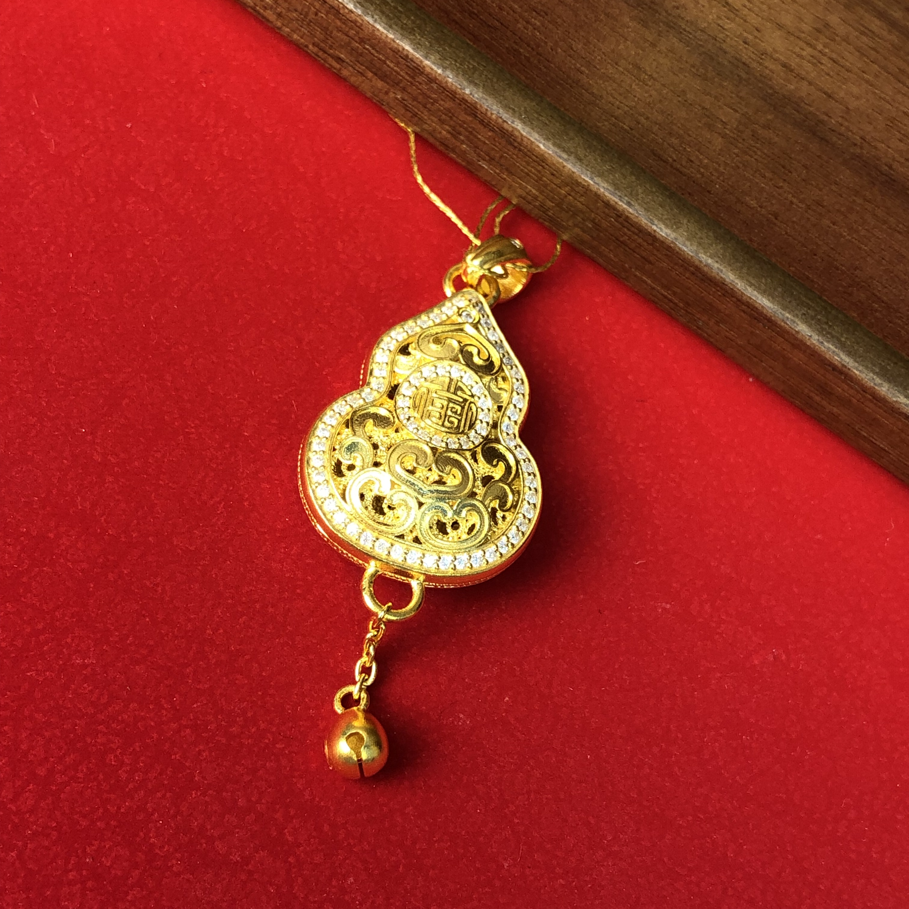 黄金999足金葫芦流苏吊坠