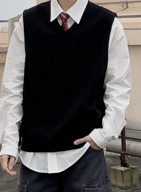 简单系列420gV领马甲背心44250 秋冬叠穿少年感男上衣CCD自由商店