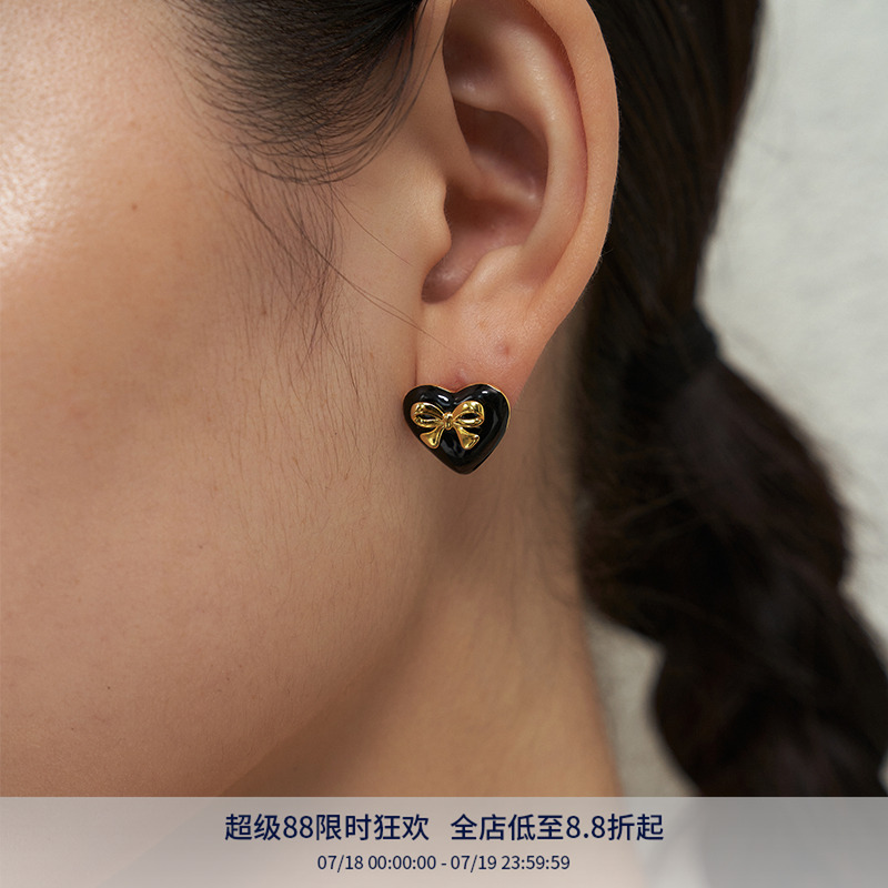 PAUSA ANN s925 爱心蝴蝶结黑金复古感耳钉