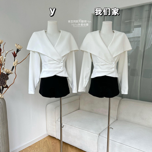 强捻乱麻奢牌同款 面料 大翻领Max ra外套收腰 肯豆同款 柒月末