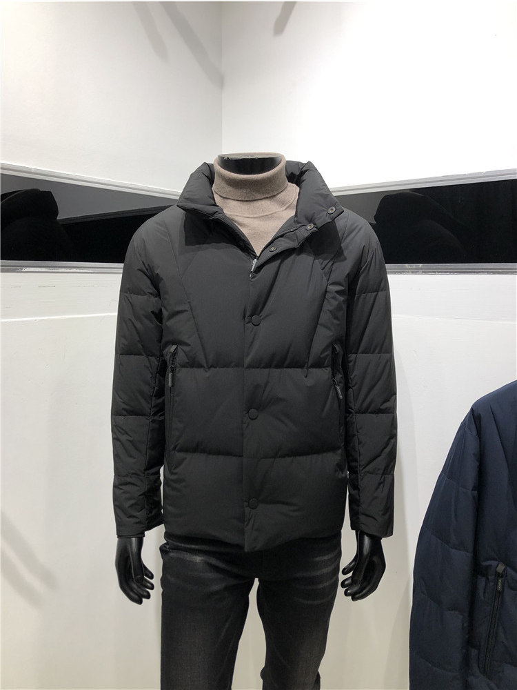 保暖免烫短款立领羽绒服休闲