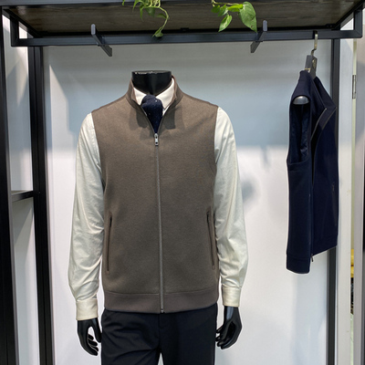 领佐诺依常规马甲商务休闲